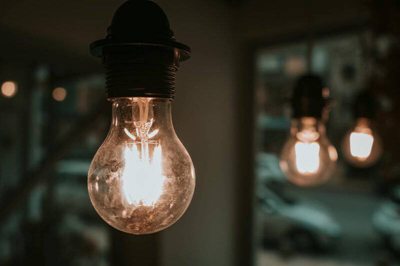12. Edison Bulbs