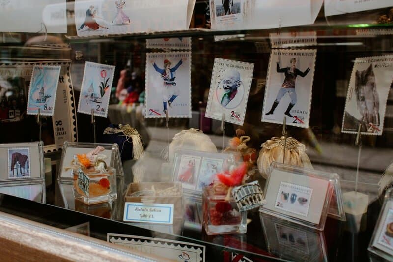 13. Display Art and Decor from Favorite Destinations