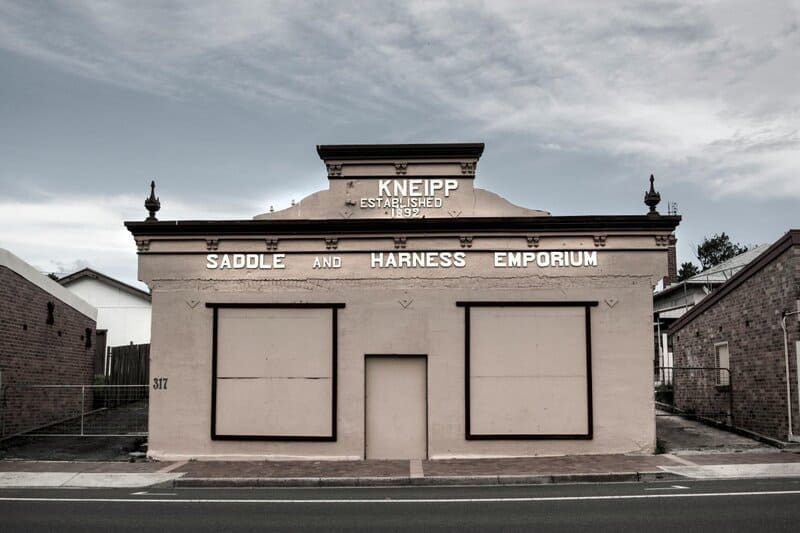 16. Quirky Attractions and Roadside Oddities