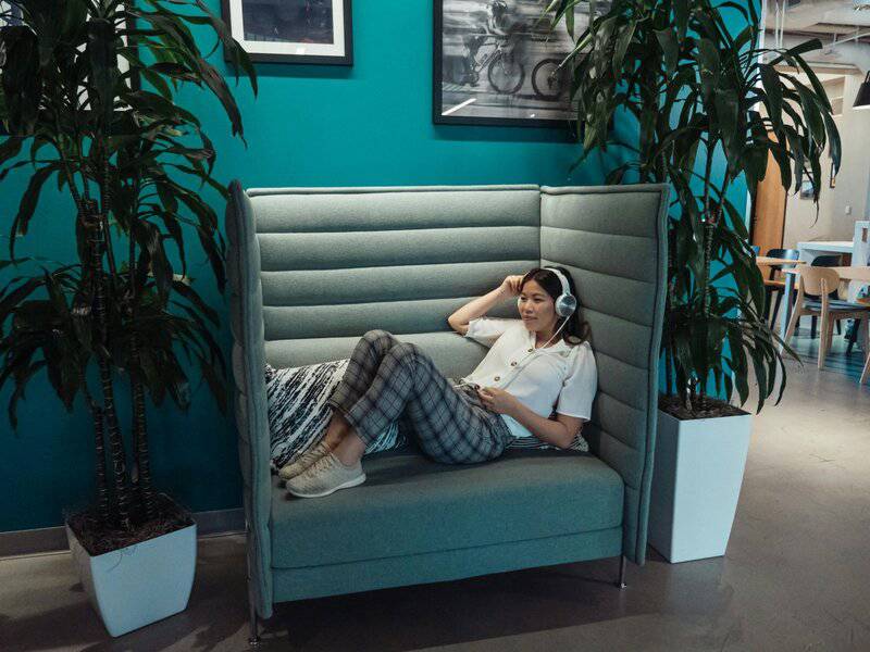 4. Set Clear Boundaries Between Work and Leisure