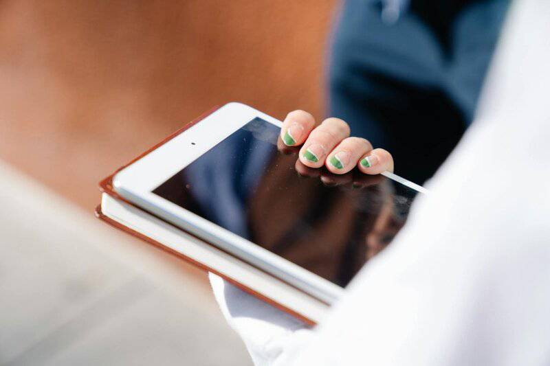 25. “Anti-Smartphone” Phones